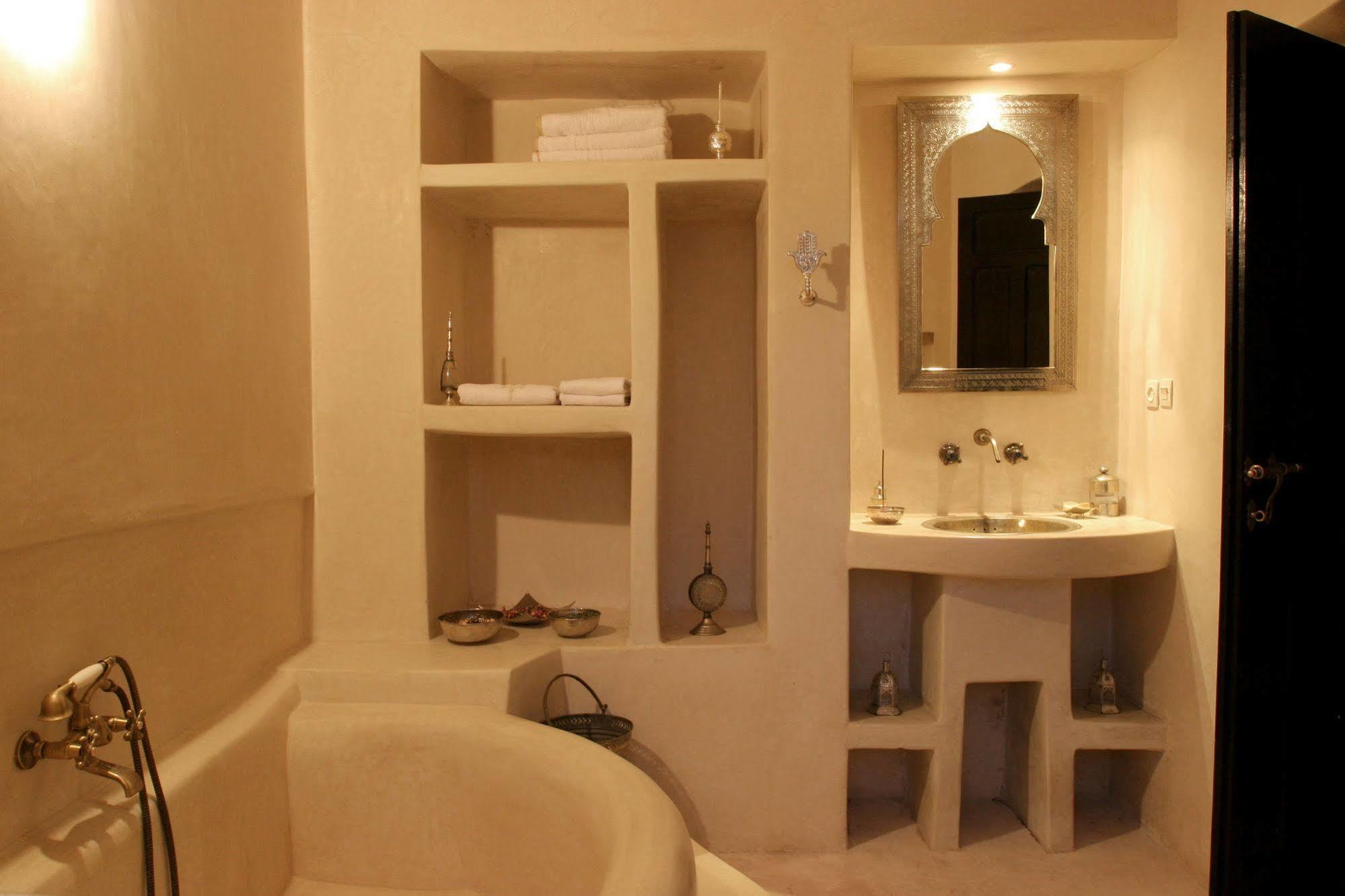 Mamass Hotel